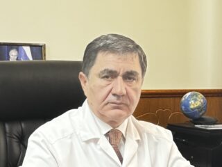 Поздравление главного врача ГБУ РД 