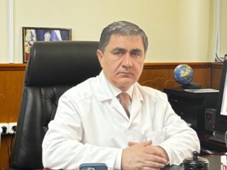 Поздравление главного врача ГБУ РД 